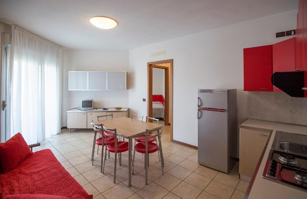 Robinia/pinetine Lido Altanea Apartment Caorle