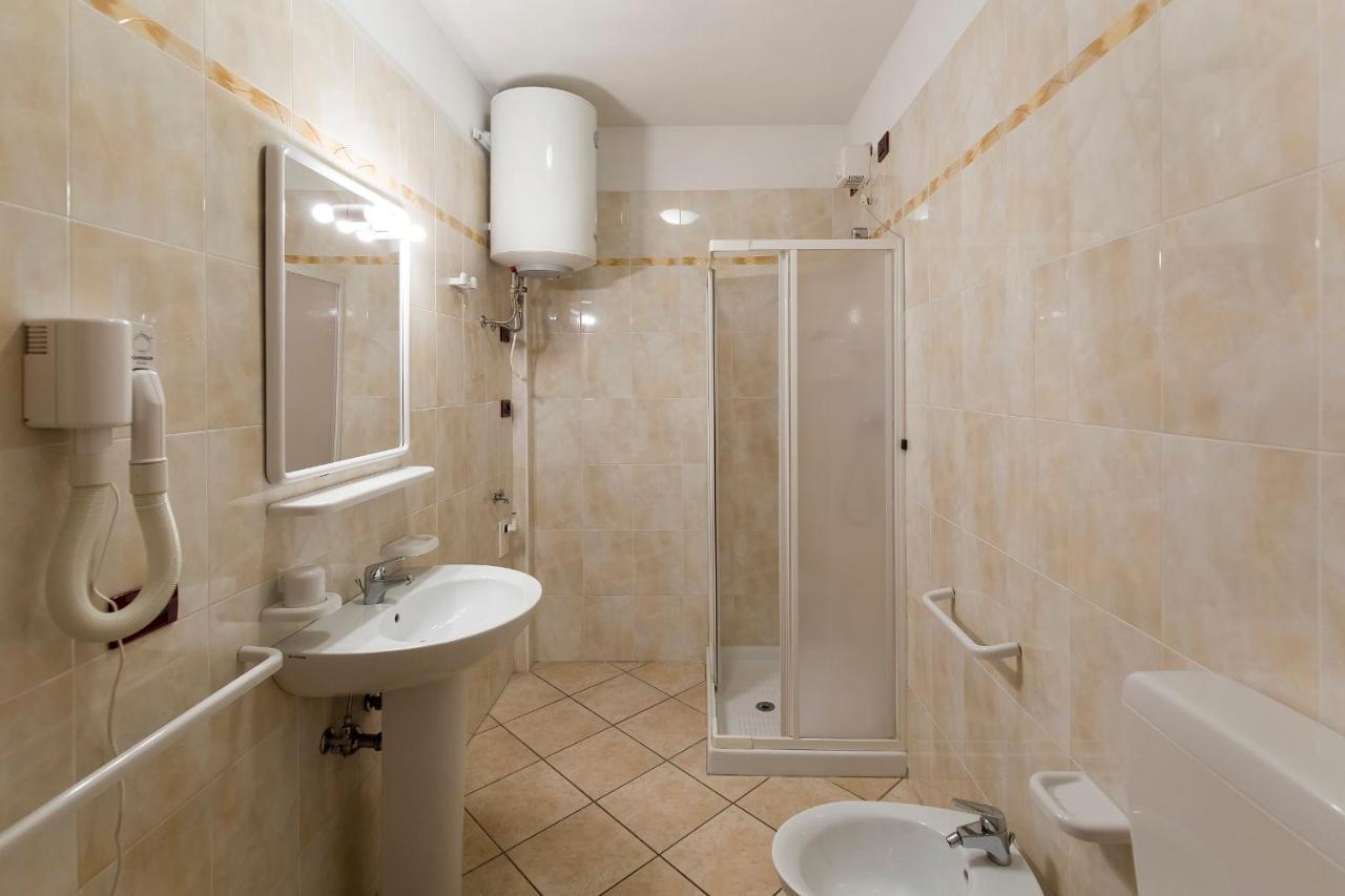 Apartment Robinia/pinetine Lido Altanea *